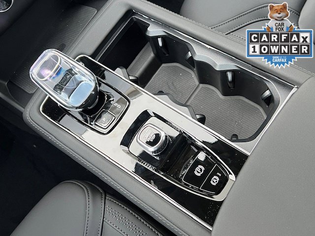 New 2026 Volvo XC90 B6 Plus w/ Protection Package Premier AWD/4WD image 28