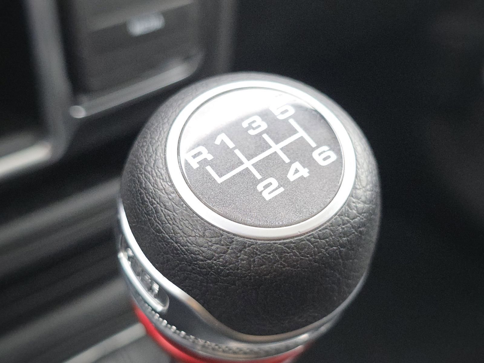 Used 2021 Jeep Wrangler Sport image 4