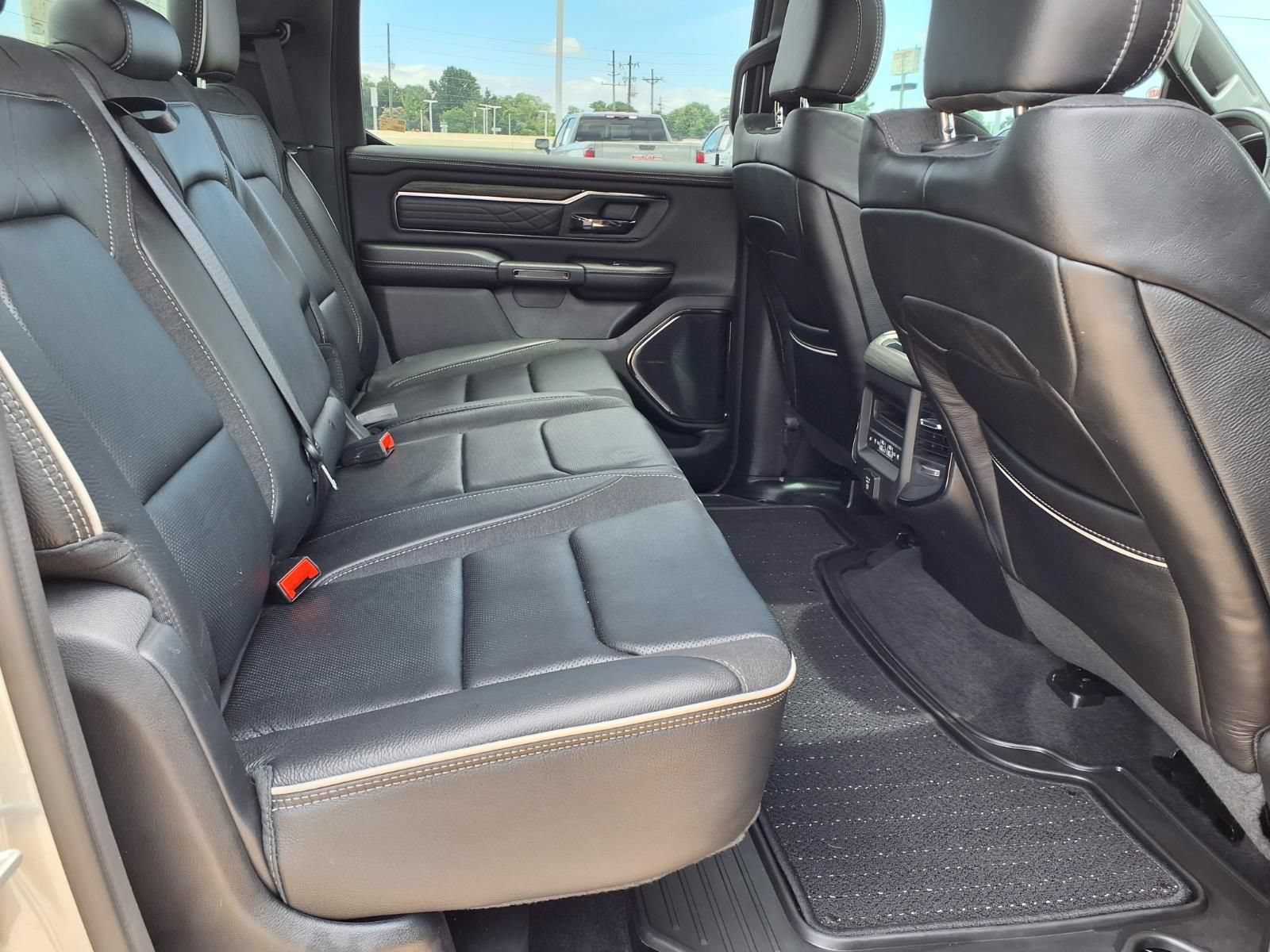 Used 2025 RAM 1500 Limited AWD/4WD image 22
