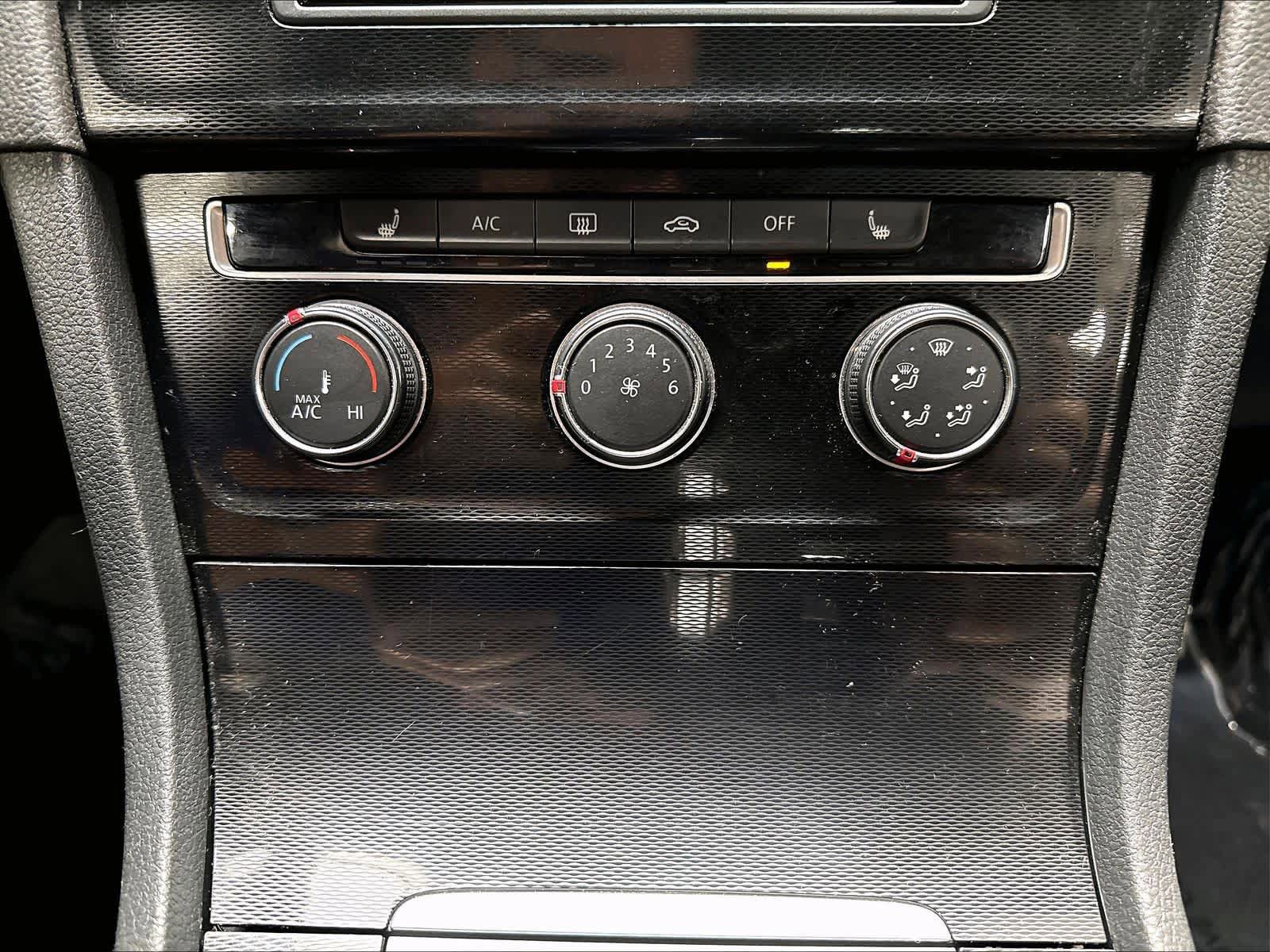 Used 2016 Volkswagen GTI S FWD image 19