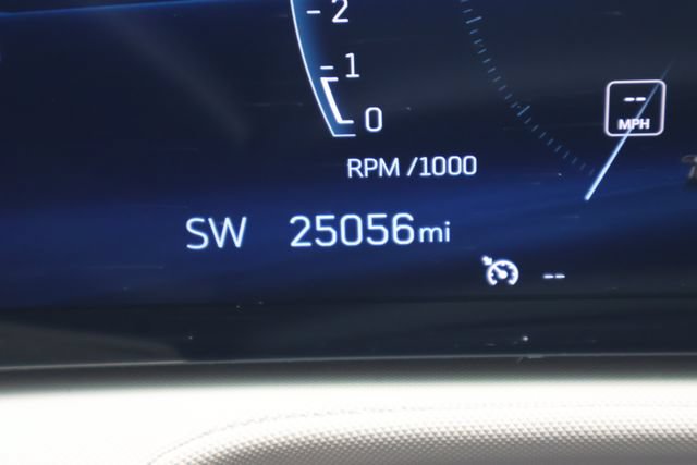 Used 2024 Cadillac XT4 Luxury w/ Cold Weather Package FWD image 26