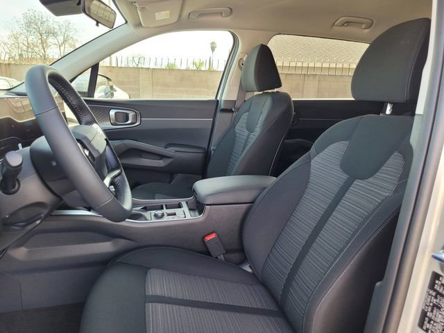 New 2026 Kia Sorento LX image 8