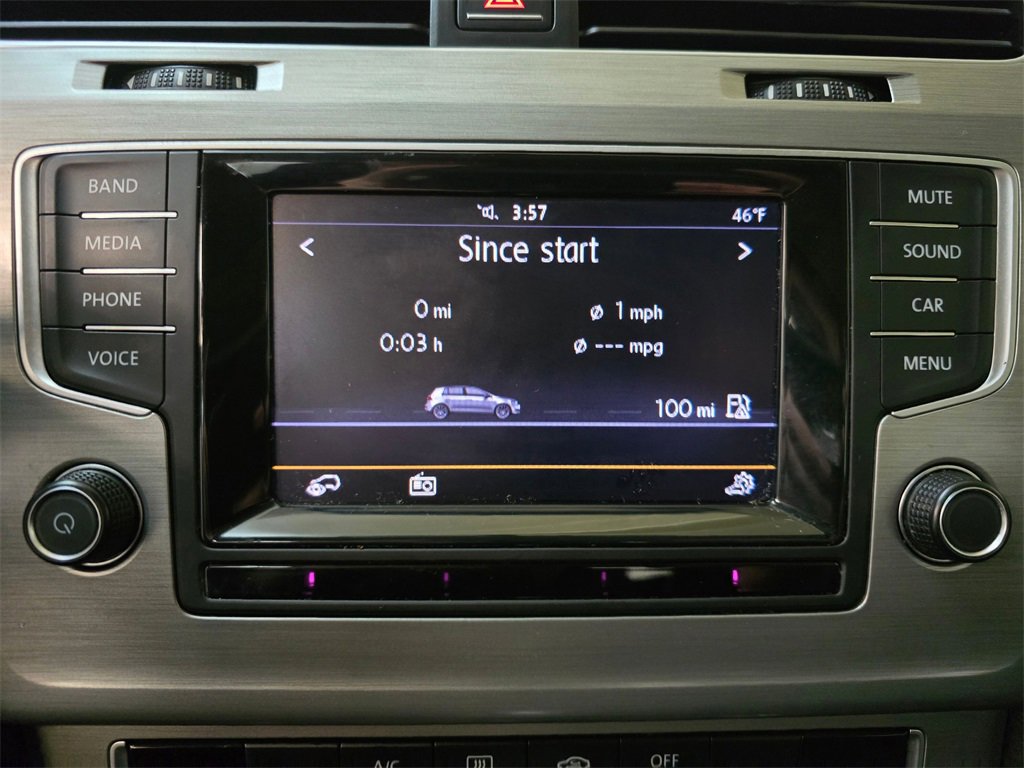 Used 2015 Volkswagen Golf SE image 57