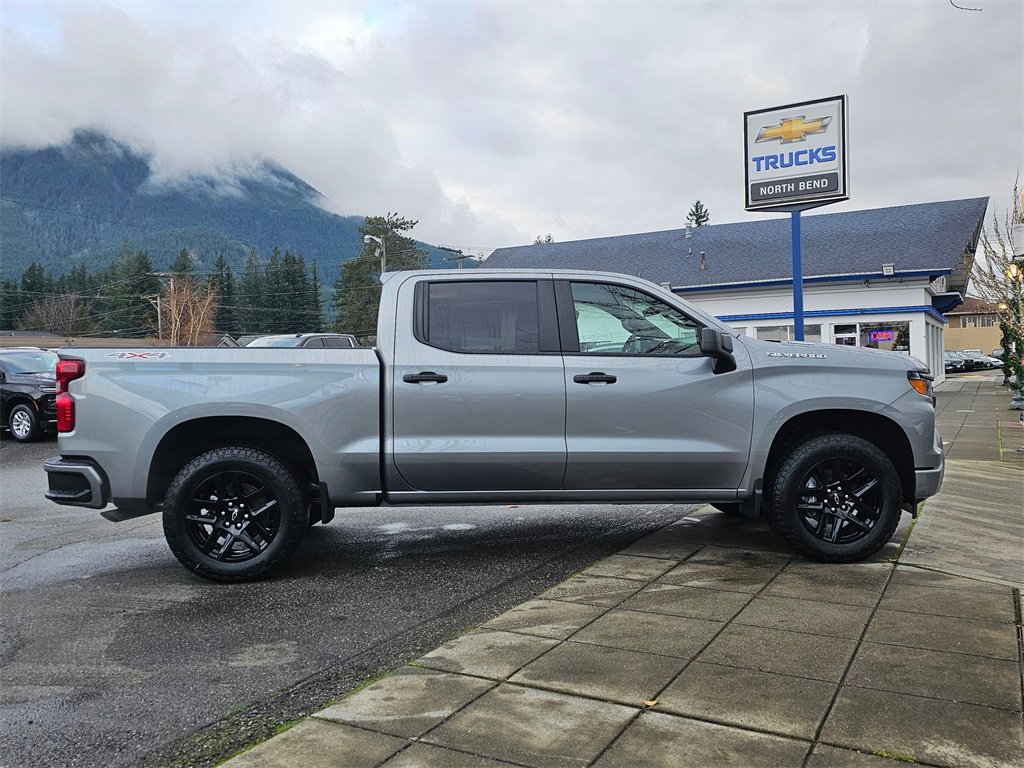 New 2026 Chevrolet Silverado 1500 Custom w/ Turbomax Blackout Package image 4