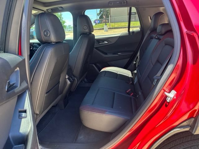 Used 2025 Chevrolet Equinox RS AWD/4WD image 12