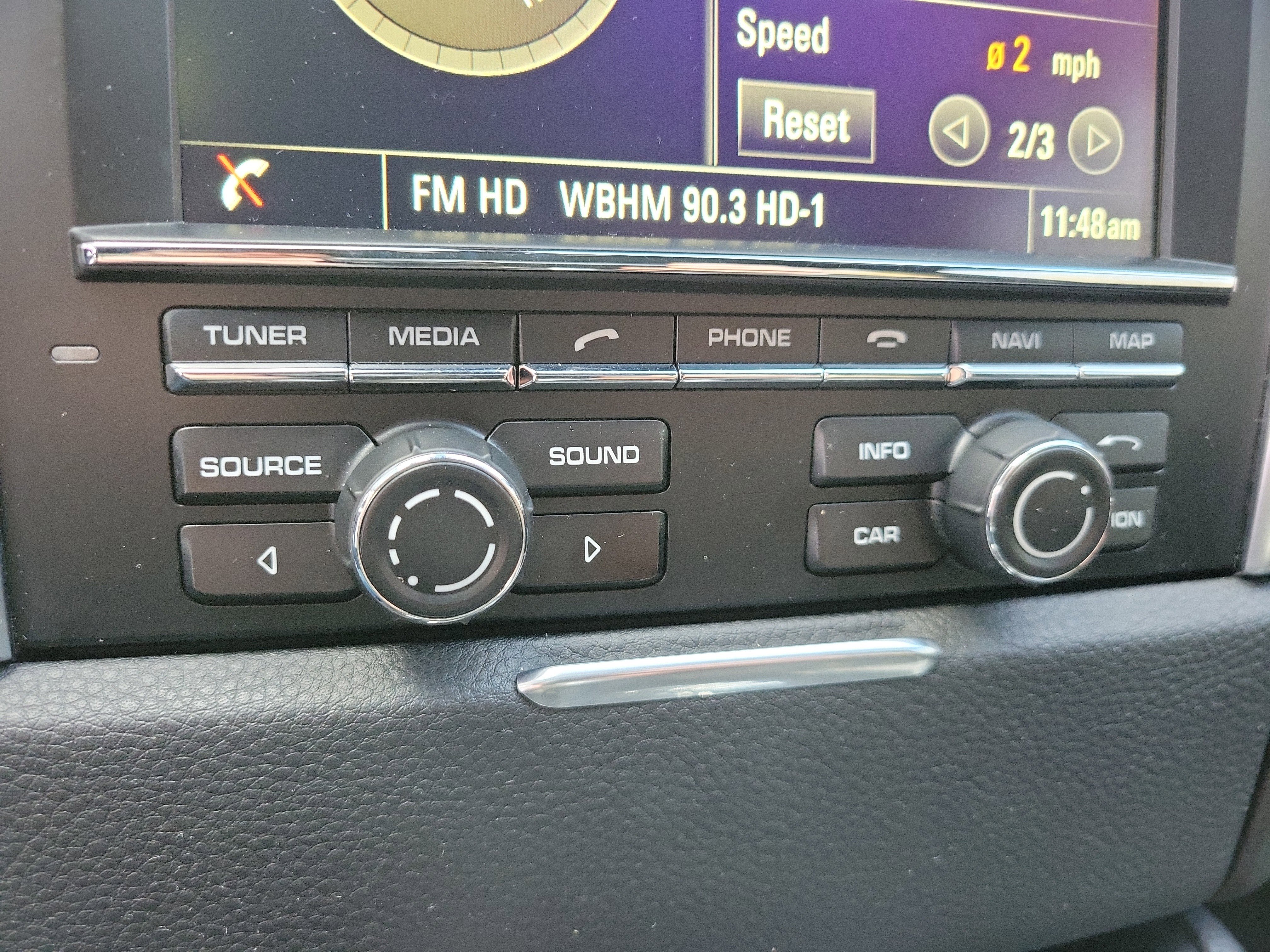 Used 2016 Porsche Macan S image 18