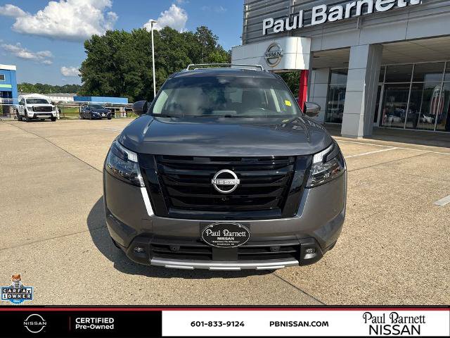 Certified 2025 Nissan Pathfinder SL w/ Black Appearance Package FWD image 18