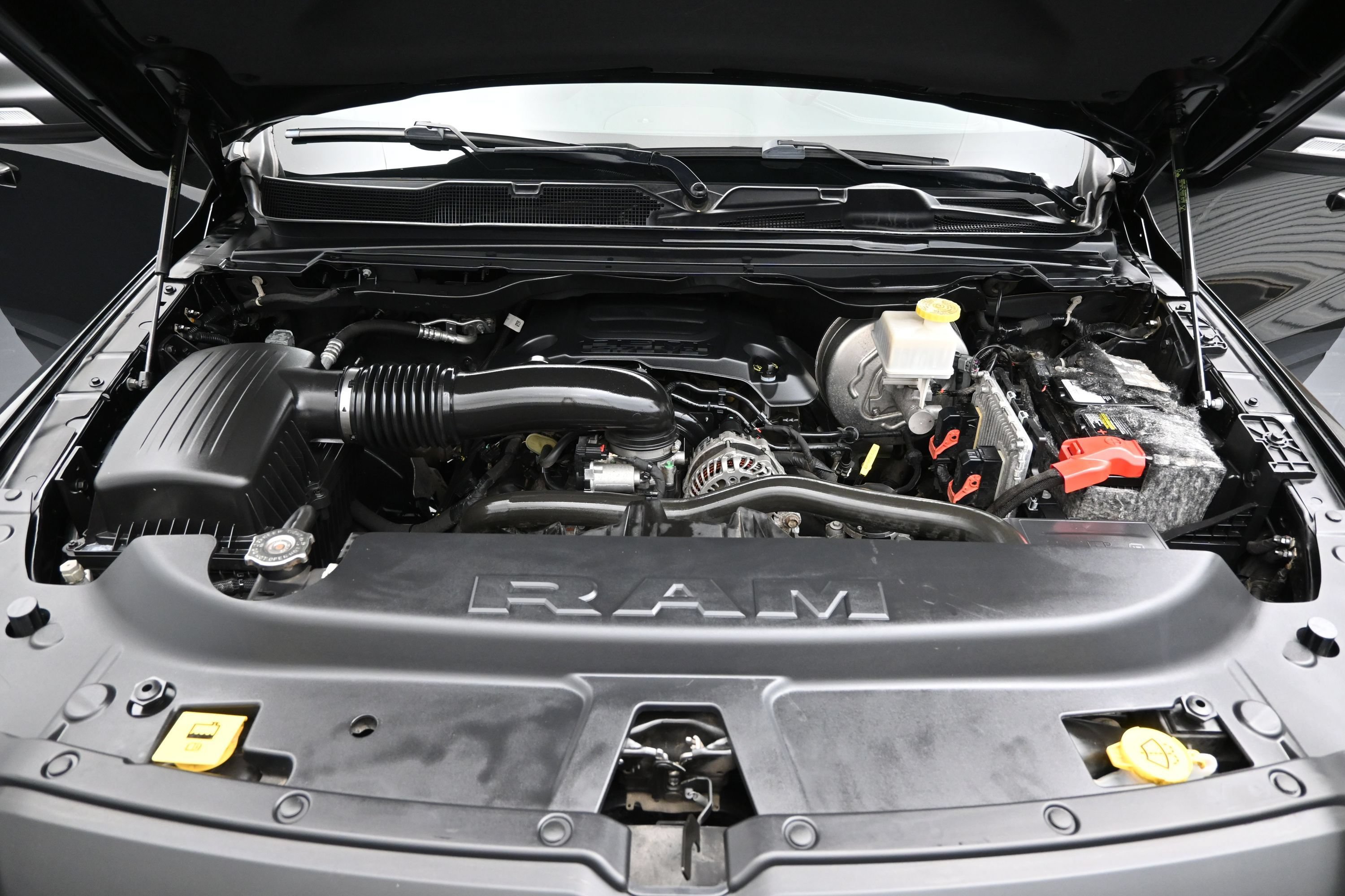 Used 2020 RAM 1500 Rebel w/ Rebel Level 2 Equipment Group AWD/4WD image 8