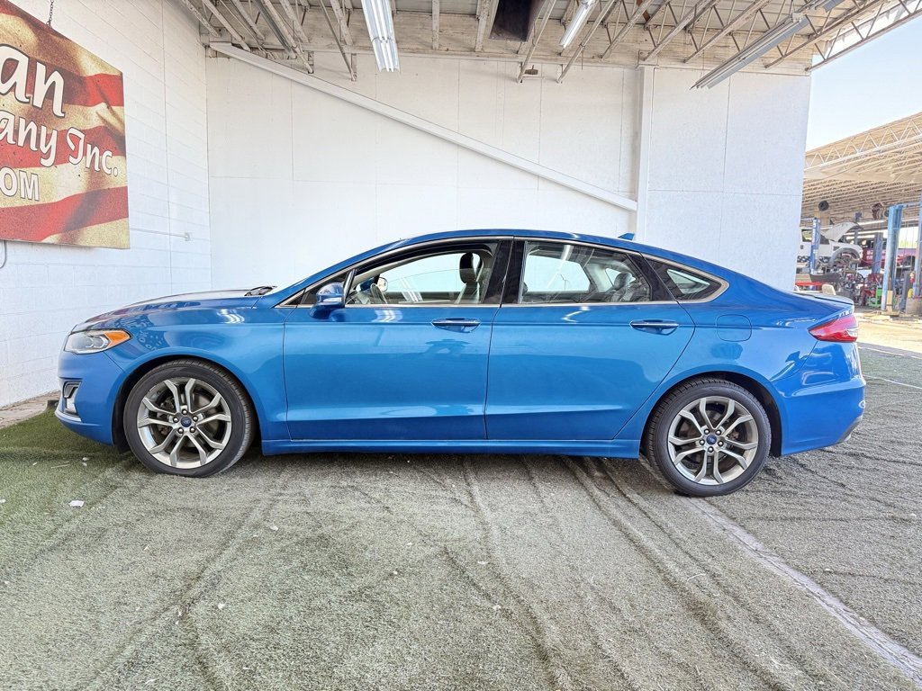 Used 2020 Ford Fusion Titanium image 11