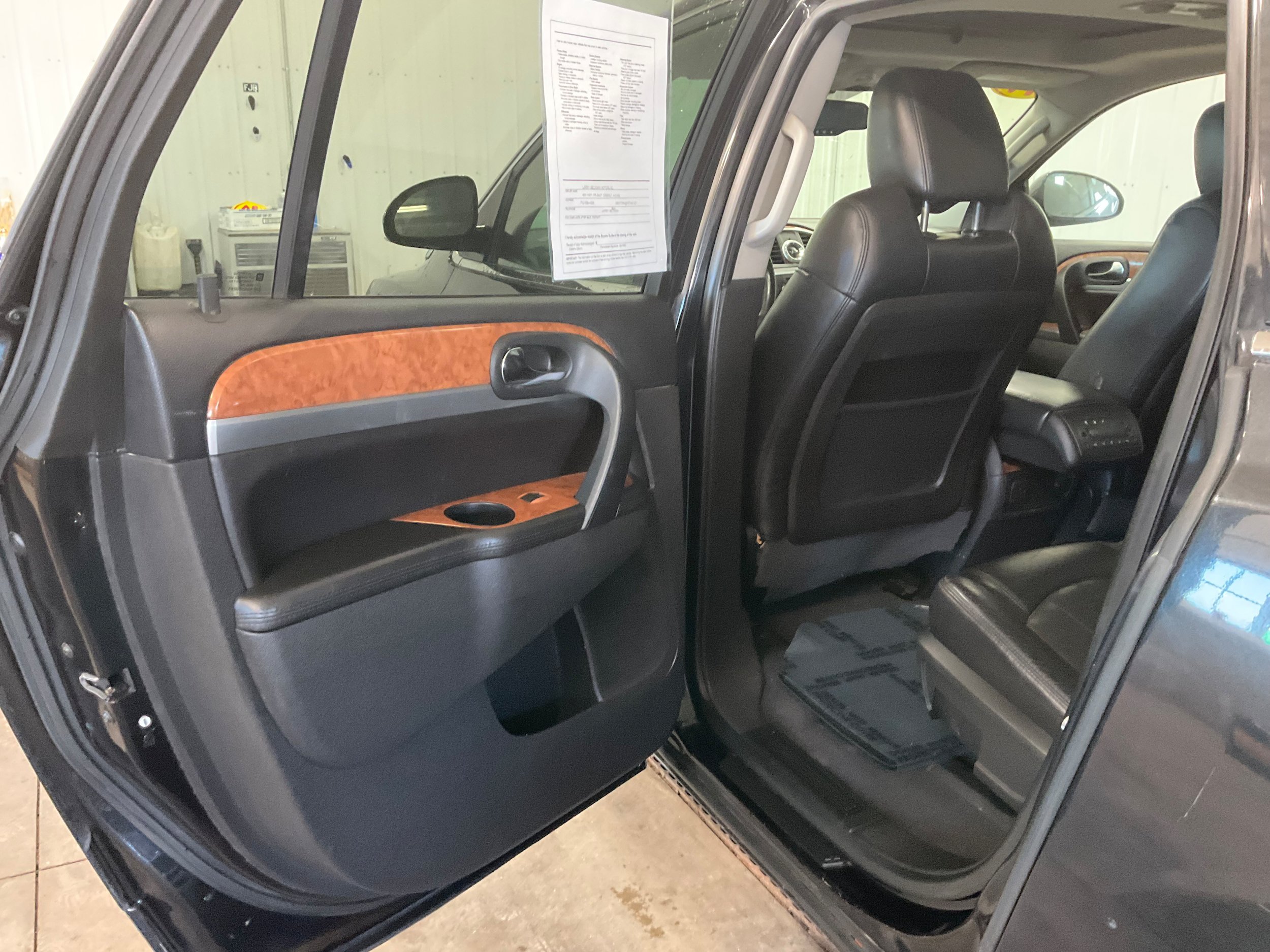 Used 2011 Buick Enclave CXL w/ Trailering Provision Package AWD/4WD image 18