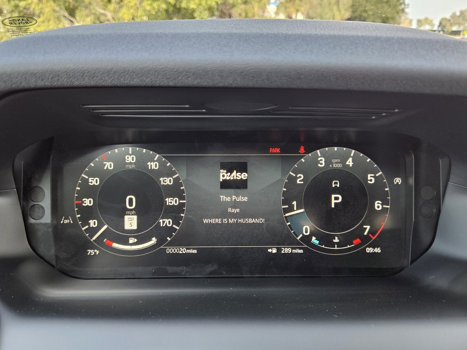 Used 2025 Land Rover Discovery Sport S image 10