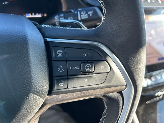 New 2026 Jeep Grand Cherokee Altitude image 14