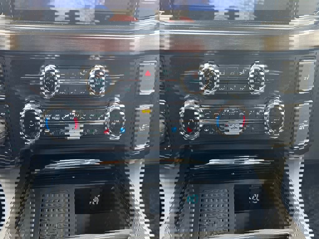 New 2026 Ford F250 Lariat image 15