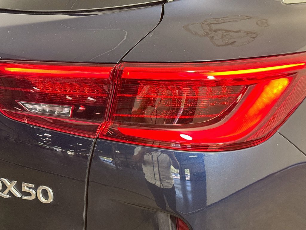 Certified 2020 INFINITI QX50 Luxe w/ Cargo Package FWD image 34