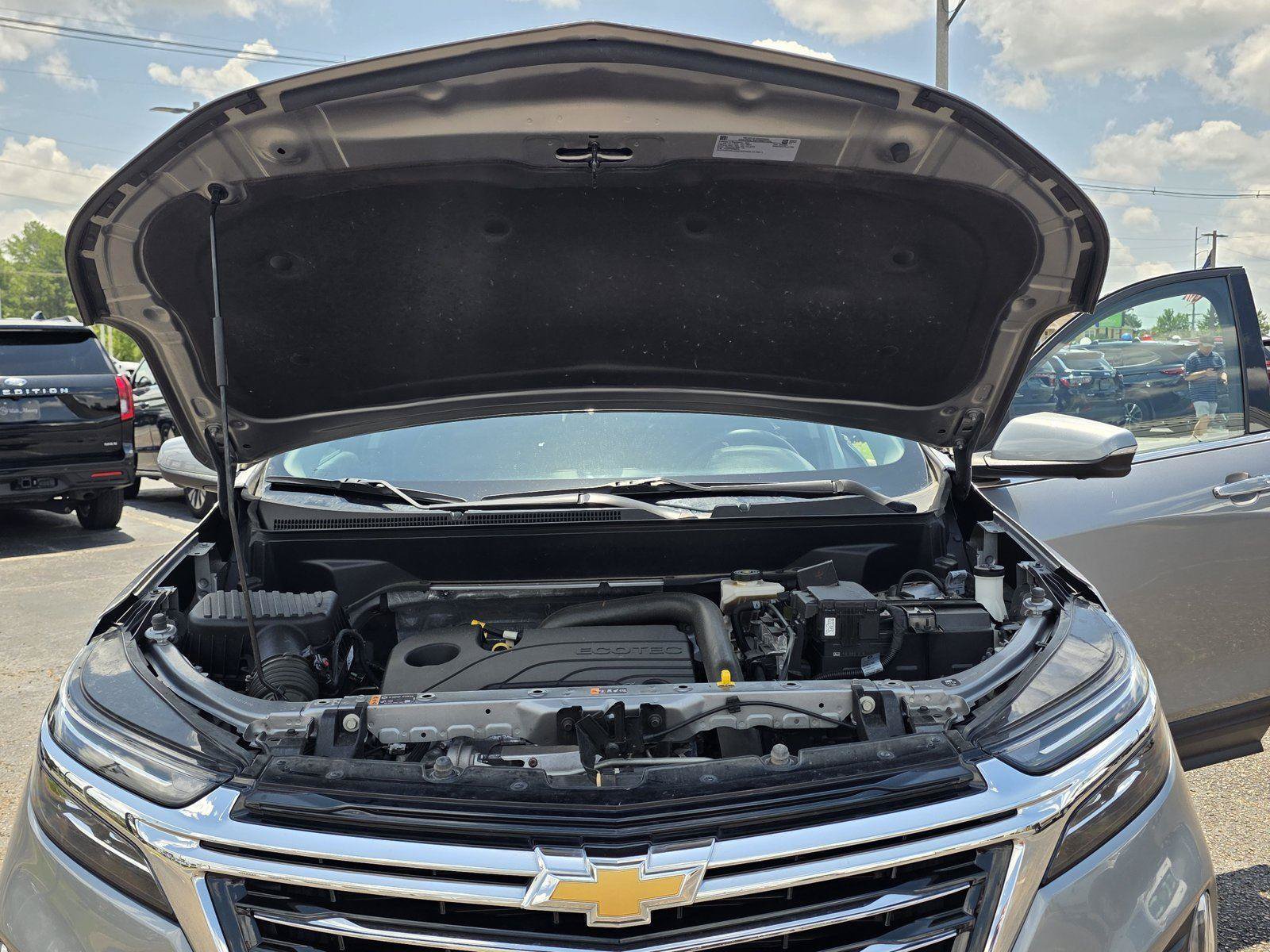Used 2023 Chevrolet Equinox Premier AWD/4WD image 31