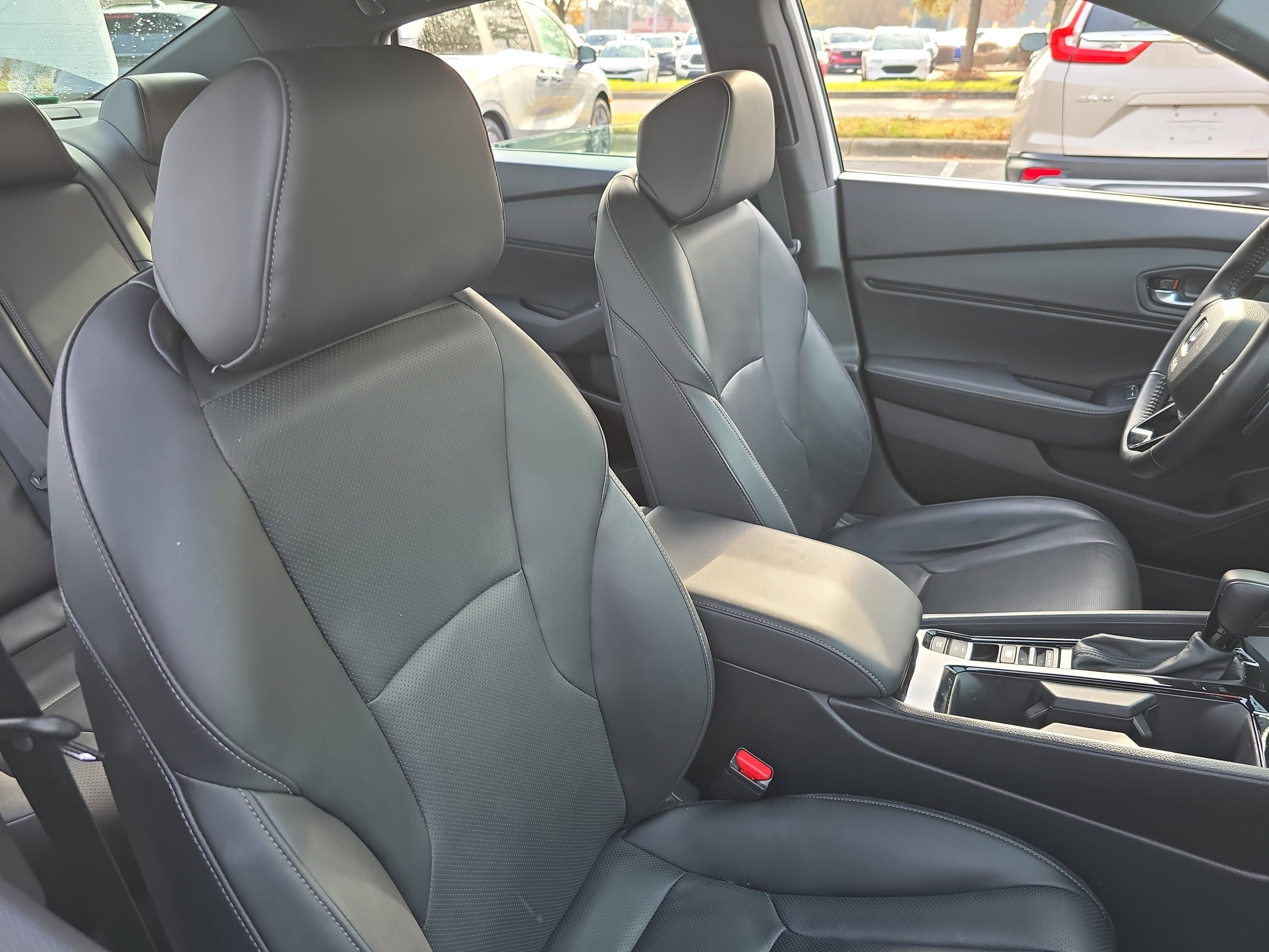 Used 2025 Honda Accord Sport image 10