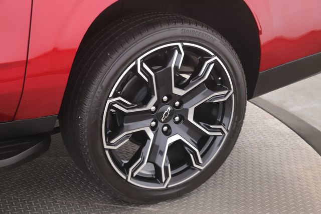 Used 2026 Chevrolet Suburban RST w/ RST Capability Package image 14