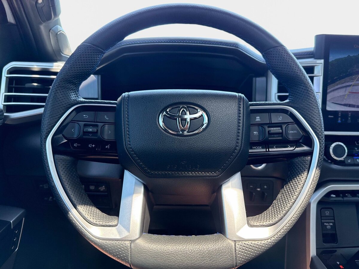 Used 2024 Toyota Tundra Platinum RWD image 28