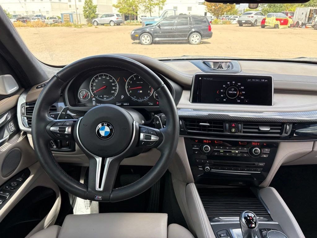 Used 2018 BMW X5 M w/ Executive Package AWD/4WD image 15