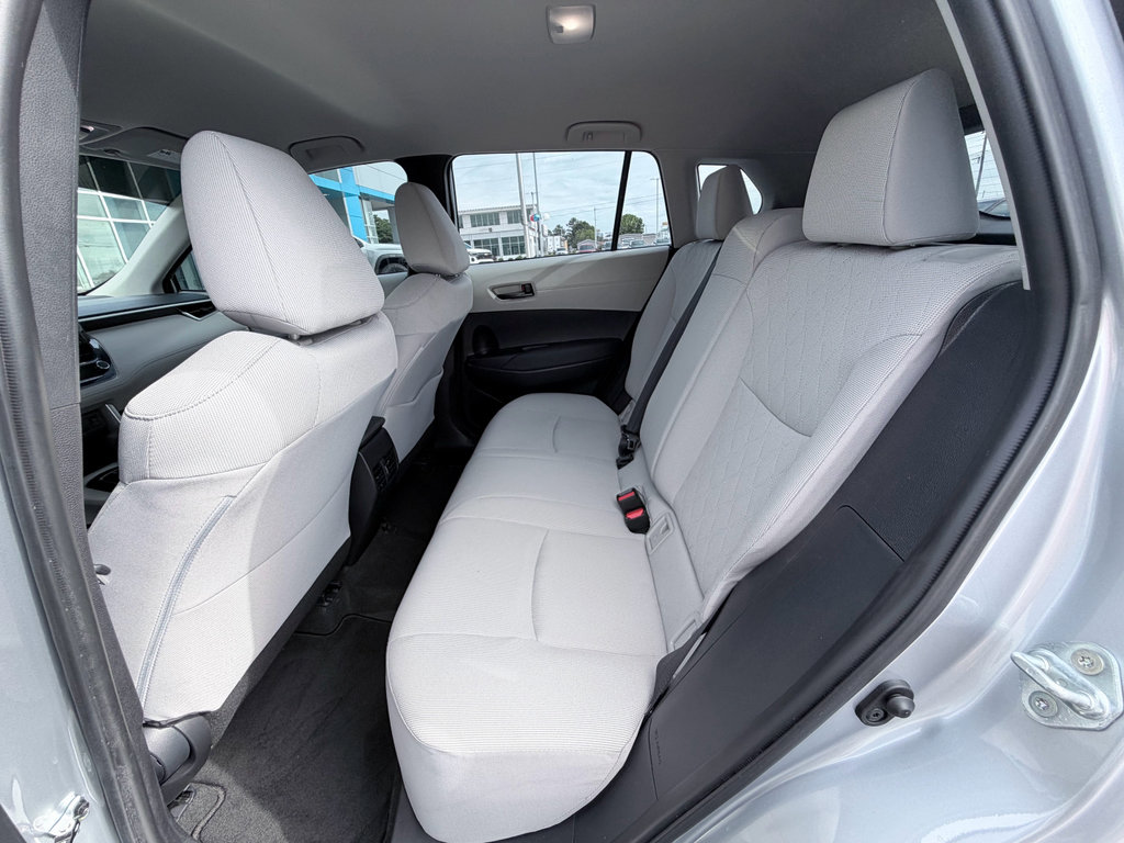Used 2023 Toyota Corolla Cross L FWD image 25