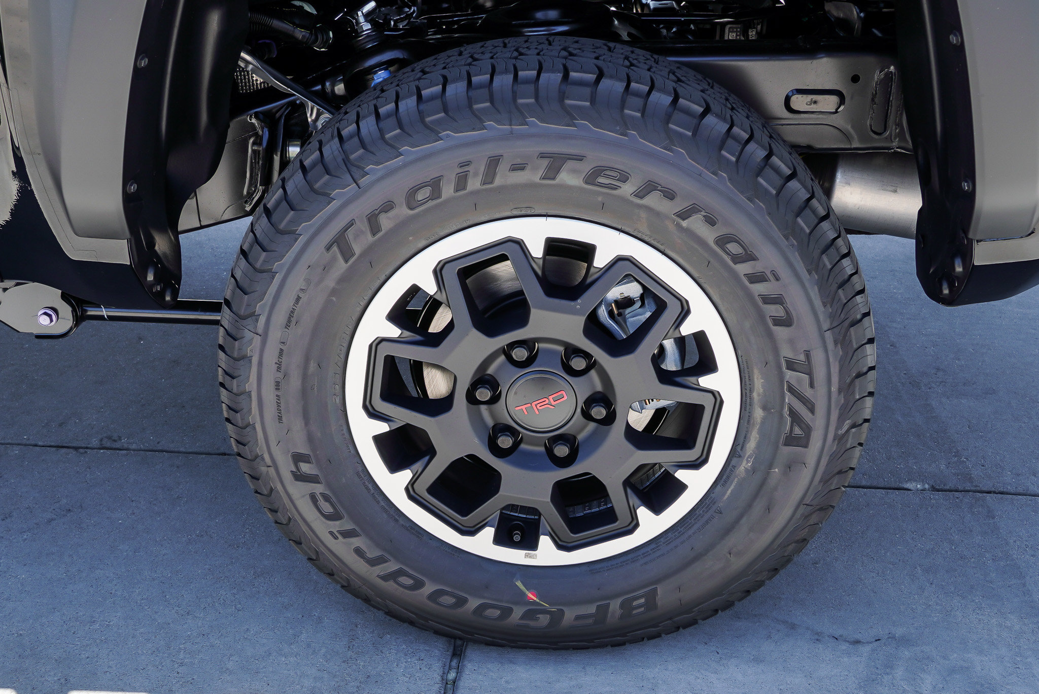 New 2026 Toyota Tacoma TRD Off-Road AWD/4WD image 13