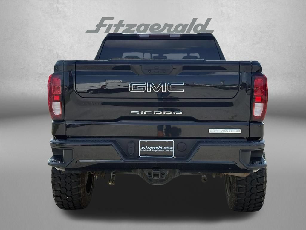 Used 2022 GMC Sierra 1500 Elevation w/ LPO, Elevation Black Package AWD/4WD image 9
