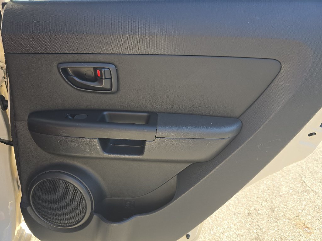 Used 2013 Kia Soul FWD image 19