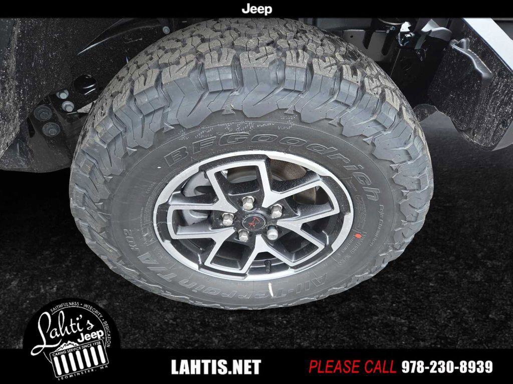 New 2026 Jeep Wrangler Unlimited Rubicon w/ Safety Group image 24