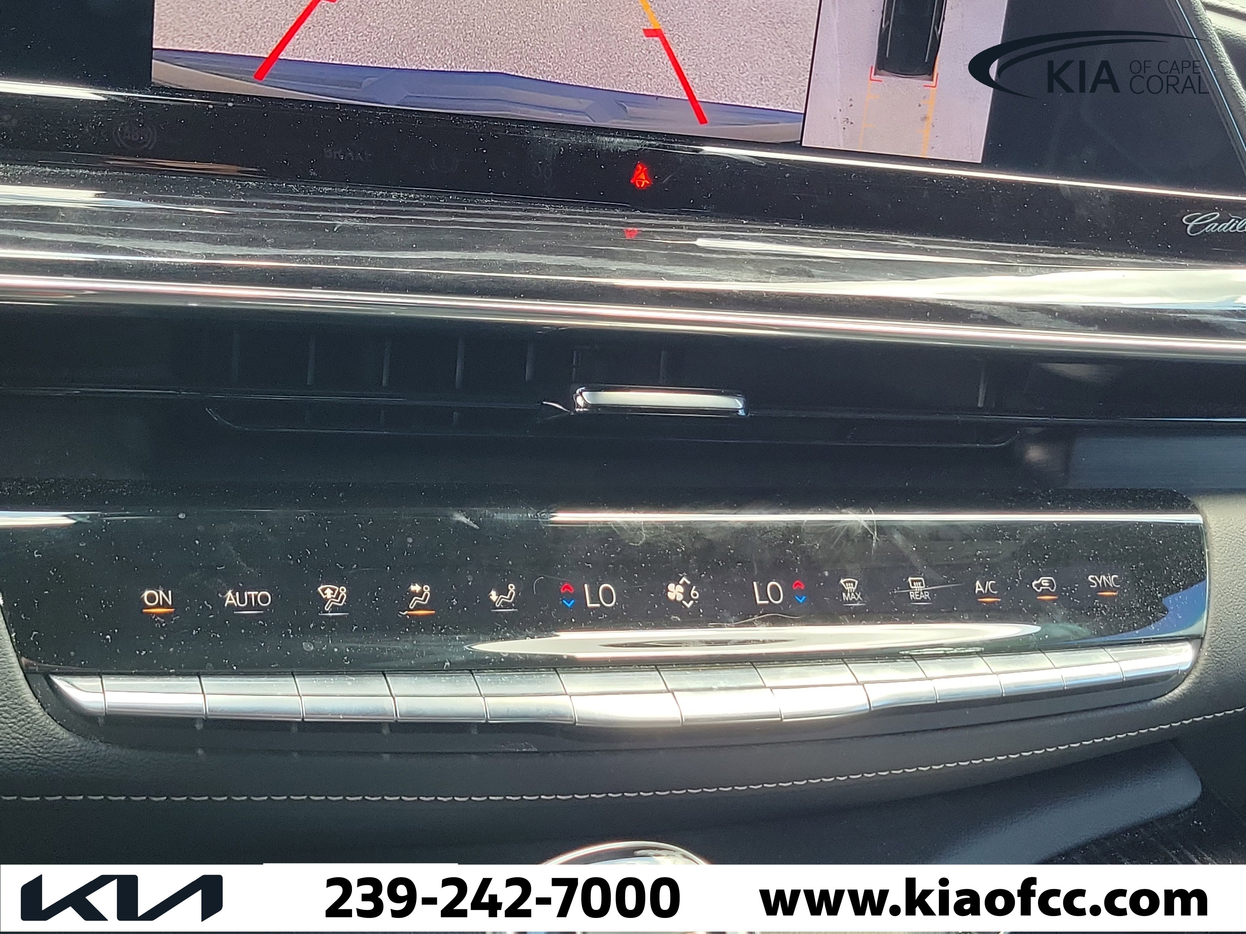 Used 2022 Cadillac Escalade ESV Sport w/ Touring Package RWD image 32