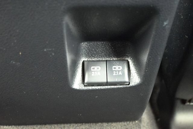 Used 2020 Toyota 4Runner Limited AWD/4WD image 14