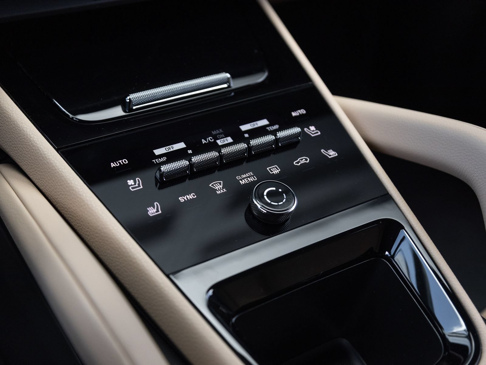 New 2026 Porsche Cayenne Coupe AWD/4WD image 27