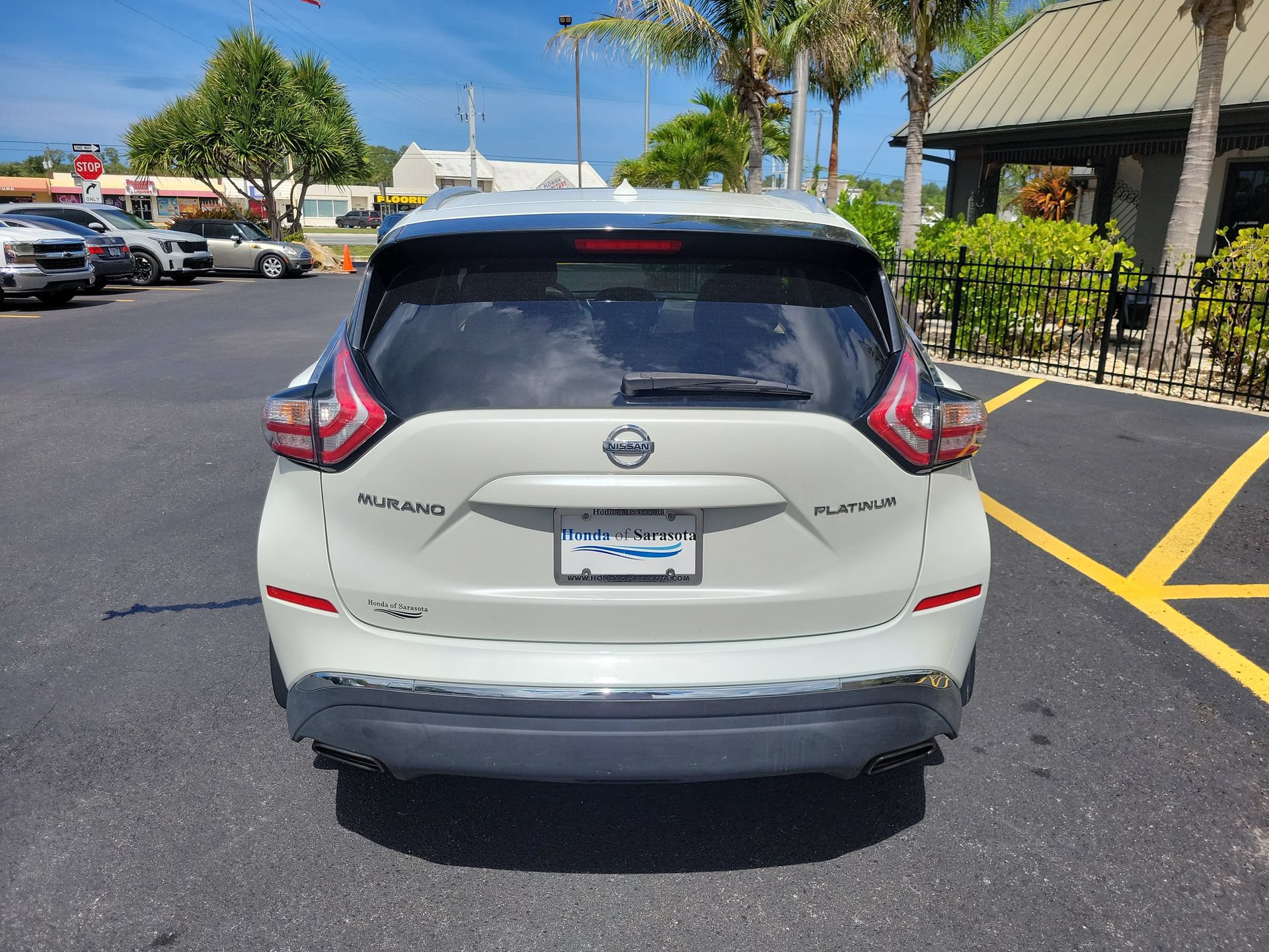 Used 2015 Nissan Murano Platinum w/ Platinum Technology Package FWD image 7