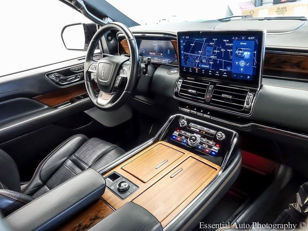 Used 2022 Lincoln Navigator L Black Label image 32