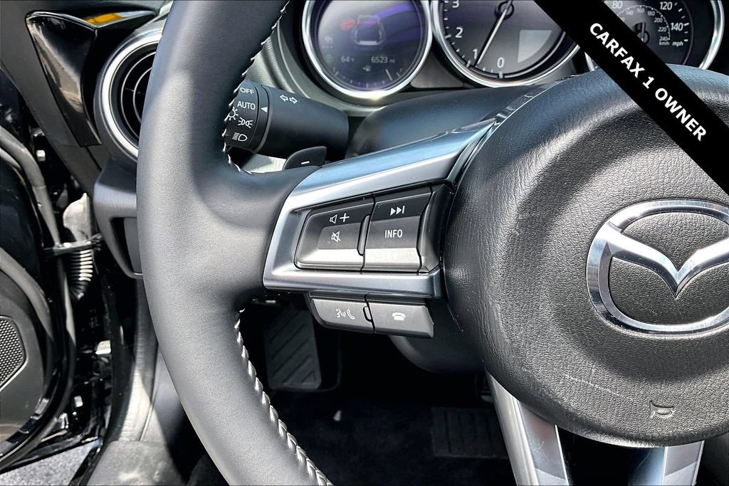 Used 2025 MAZDA MX-5 Miata RF Grand Touring RWD image 11