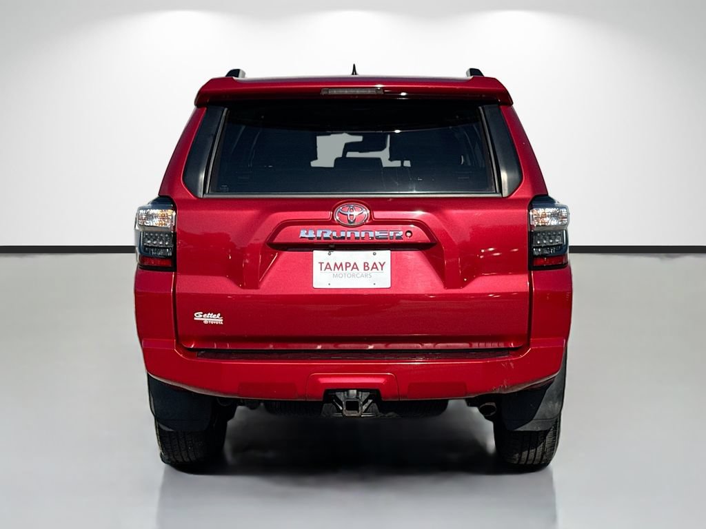 Used 2021 Toyota 4Runner SR5 AWD/4WD image 4