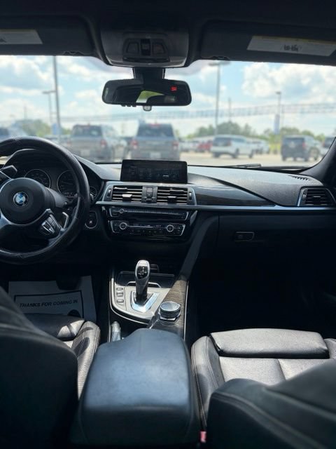 Used 2017 BMW 330i Sedan RWD image 19