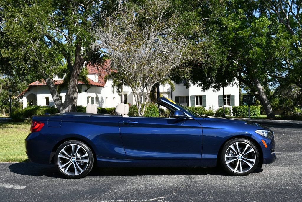 Used 2017 BMW 230i xDrive Convertible AWD/4WD image 40