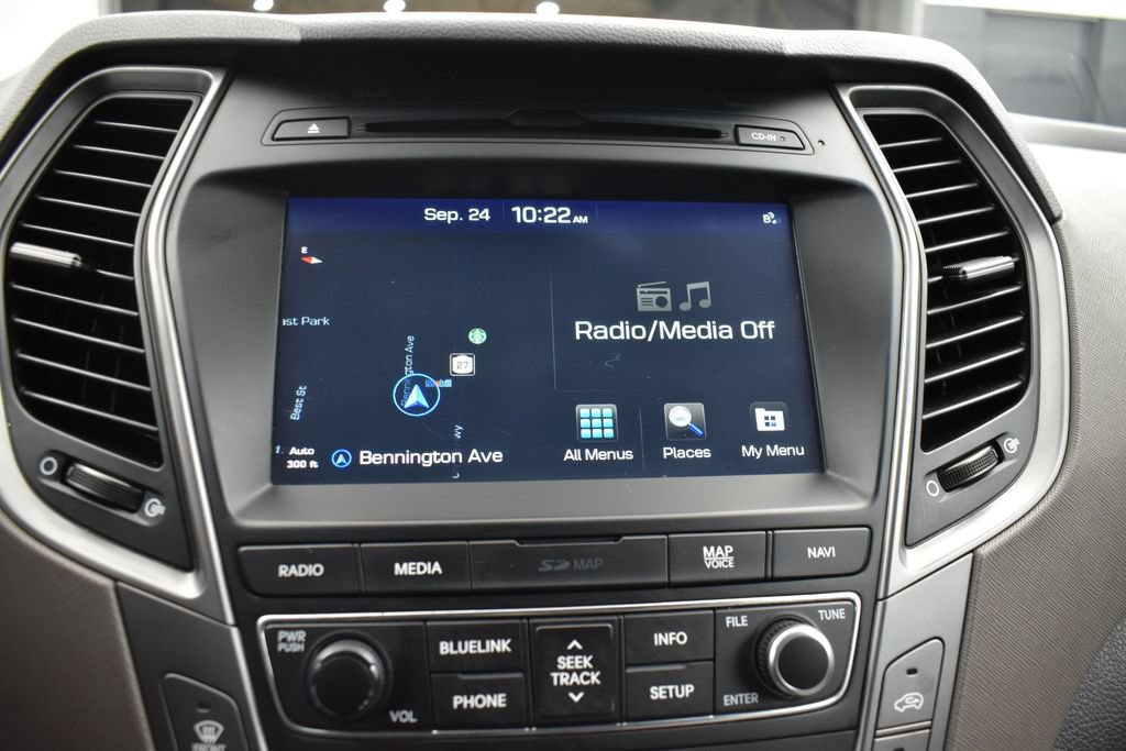 Used 2017 Hyundai Santa Fe Sport w/ 2.4L Tech Package 04 FWD image 8