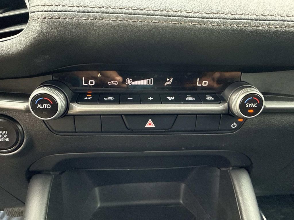 Used 2024 MAZDA MAZDA3 s image 27