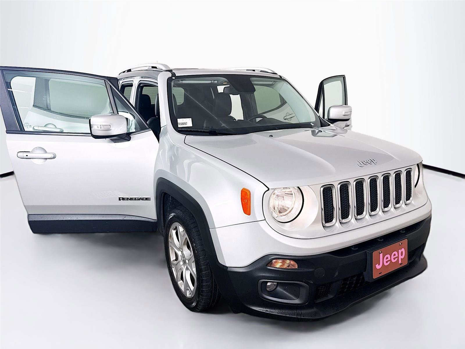 Used 2017 Jeep Renegade Limited FWD image 35