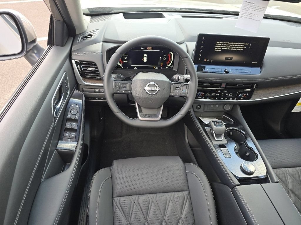 New 2026 Nissan Rogue Platinum AWD/4WD image 17