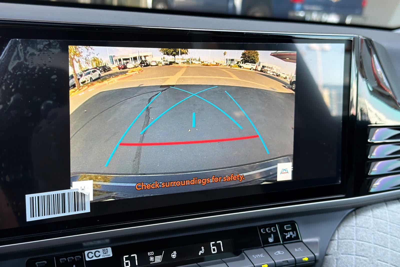 Used 2025 Toyota Camry XLE AWD/4WD image 19