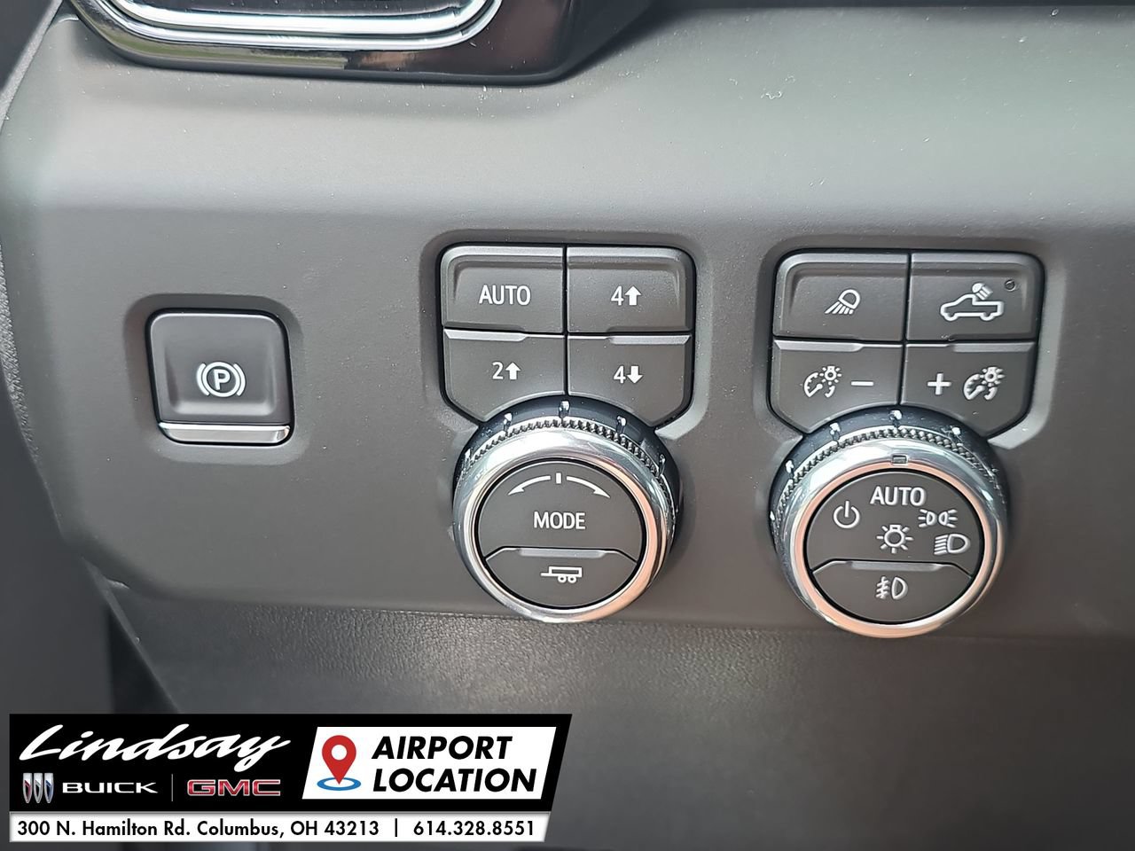 New 2026 GMC Sierra 2500 AT4 w/ AT4 Premium Plus Package AWD/4WD image 19