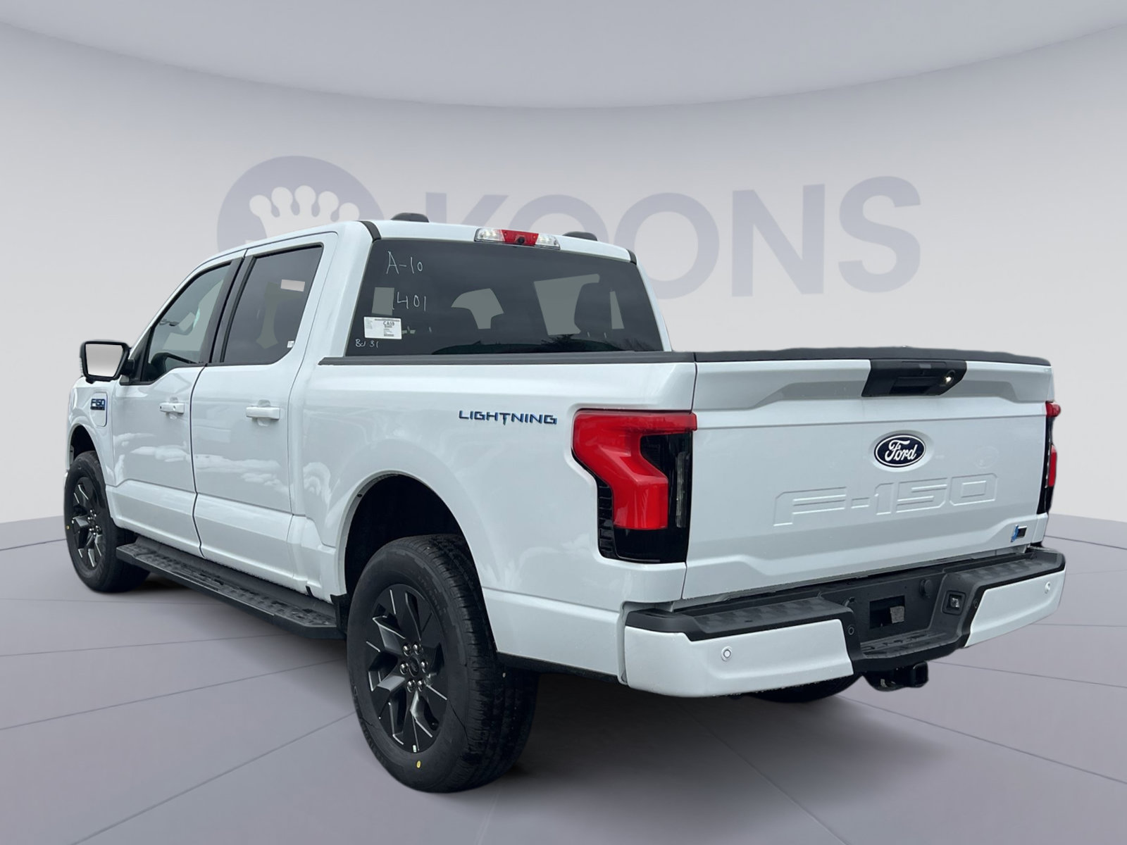 New 2025 Ford F150 Lightning Flash AWD/4WD image 4