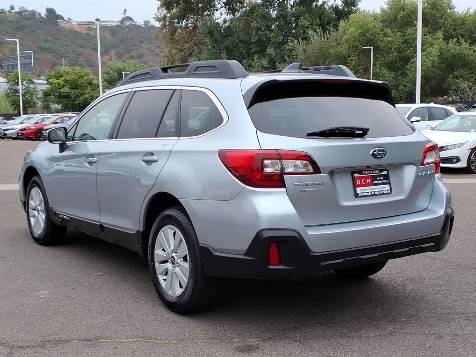 Used 2019 Subaru Outback 2.5i Premium AWD/4WD image 7