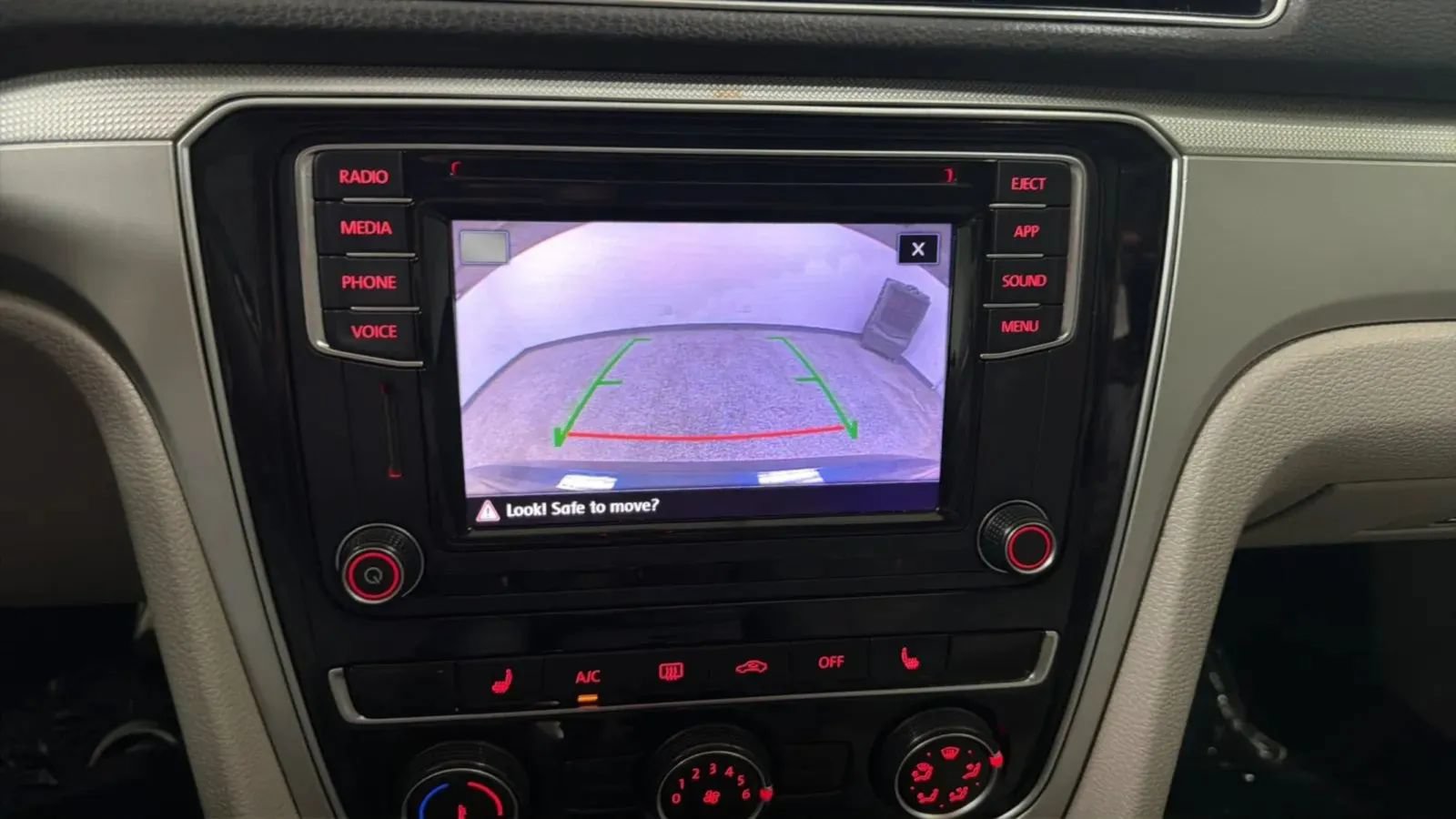 Used 2019 Volkswagen Passat 2.0T Wolfsburg FWD image 14