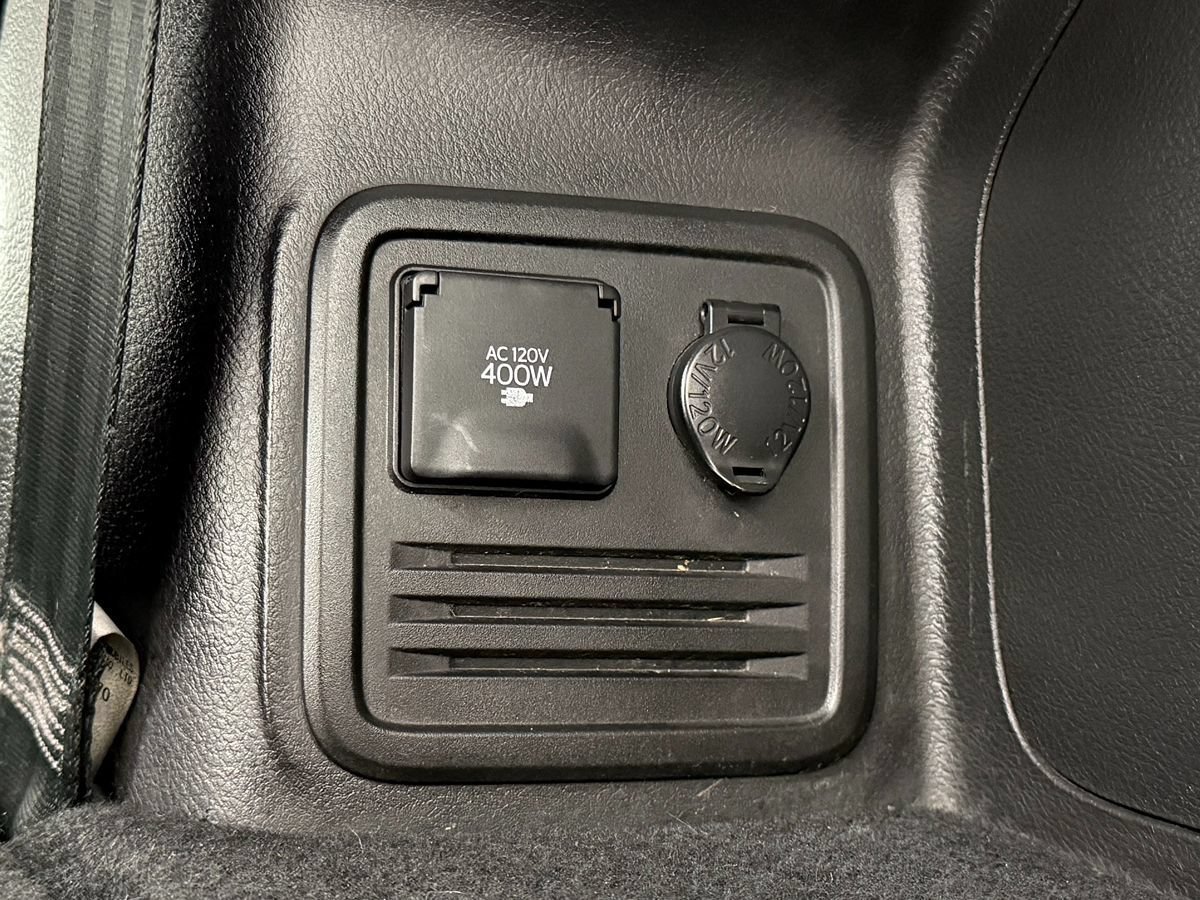 Used 2013 Toyota 4Runner Limited AWD/4WD image 29
