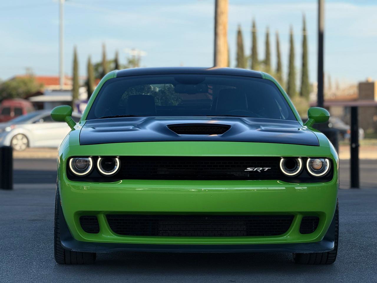 Used 2015 Dodge Challenger SRT Hellcat image 3