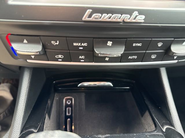 Used 2018 Maserati Levante image 13