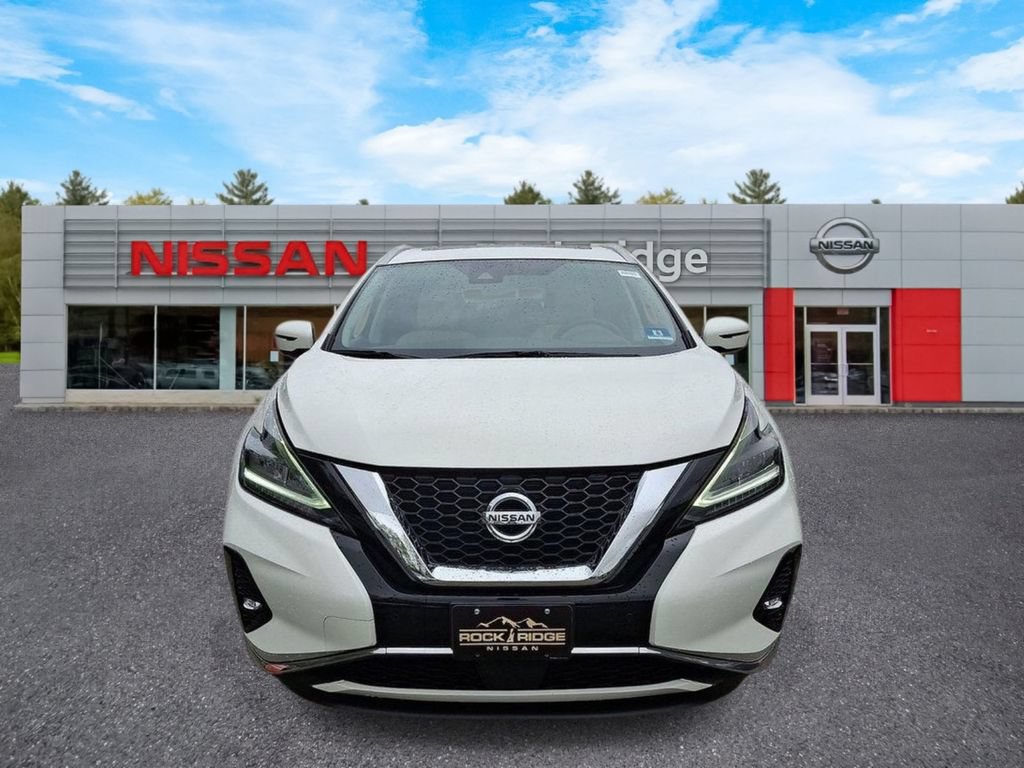 Used 2020 Nissan Murano SL w/ Moonroof Package AWD/4WD image 2